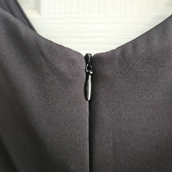 XSCAPE black sleeveless ruched v-neck sheath dress, knee length, women's 12 - Picture 11 of 12